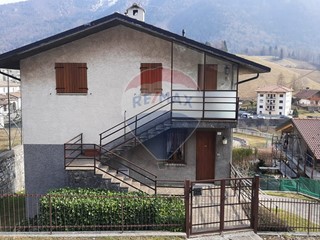 Trilocale in Vendita a Serina, 49'000€, 62 m², con Box