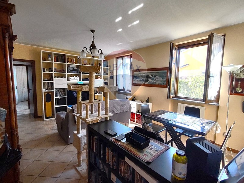Casa Semi Indipendente in Vendita a Torre d'Arese, 160'000€, 140 m²