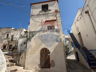 Quadrilocale in Vendita a Peschici, 69'000&euro;, 95 m²
