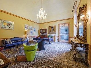 Quadrilocale in Affitto a Torino, 1'200€, 188 m²