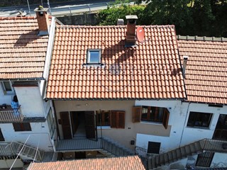 Casa Semi Indipendente in Vendita a Coazze, 93'000€, 110 m²