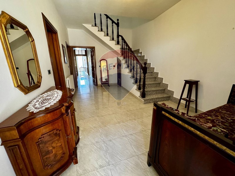 Casa Indipendente in Vendita a Ittiri, 150'000€, 304 m²