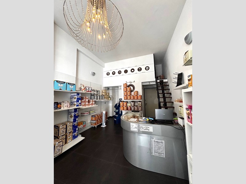 Attività commerciale in Vendita a Milano, 20'000€, 35 m²