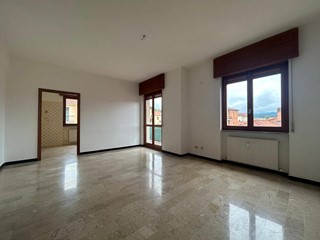 Appartamento in Vendita a Carcare, 90'000&euro;, 100 m²