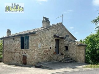 Casa Indipendente in Vendita a Force, 100'000€, 150 m²