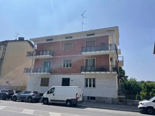 Trilocale in Vendita a Torino, 205'000€, 105 m²