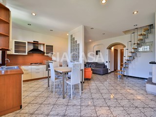Bilocale in Vendita a Sulbiate, 112'000€, 76 m²