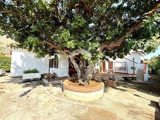 Villa in Vendita a Carini, 229'000€, 125 m²