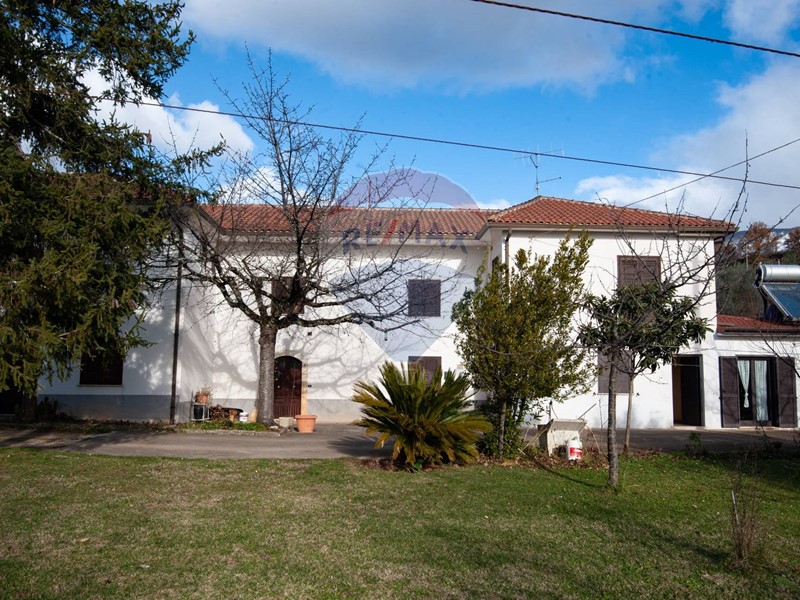 Rustico in Vendita a Alvito, 195'000€, 344 m²