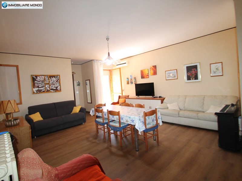 Quadrilocale in Vendita a Campomarino, 95'000€, 122 m²