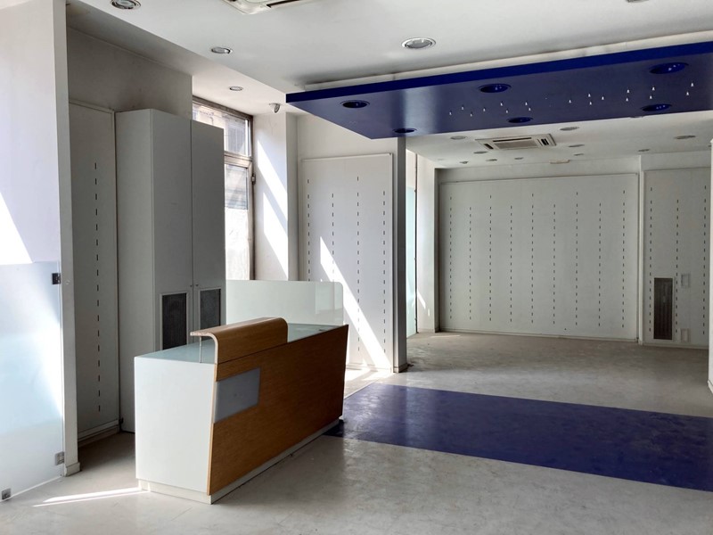Negozio in Affitto a Torino, 1'700€, 135 m²