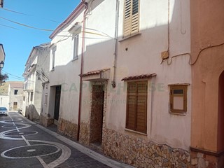 Casa Indipendente in Vendita a Giano Vetusto, 59'000€, 140 m²