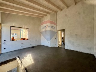 Trilocale in Vendita a Lacchiarella, 265'000&euro;, 90 m²
