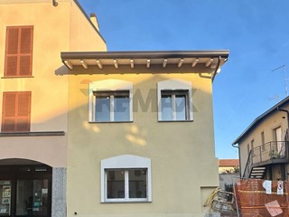 Trilocale in Vendita a Lacchiarella, 265'000&euro;, 90 m²