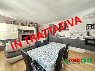 Trilocale in Vendita a Vailate, 123'000€, 92 m²