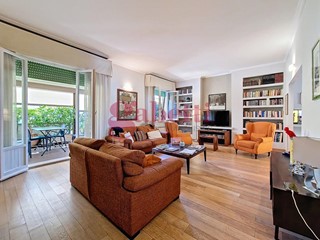 Attico in Vendita a Pisa, 370'000€, 170 m², arredato