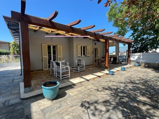 Casa Indipendente in Vendita a Massa, zona Marina di Massa, 349'000&euro;, 80 m²