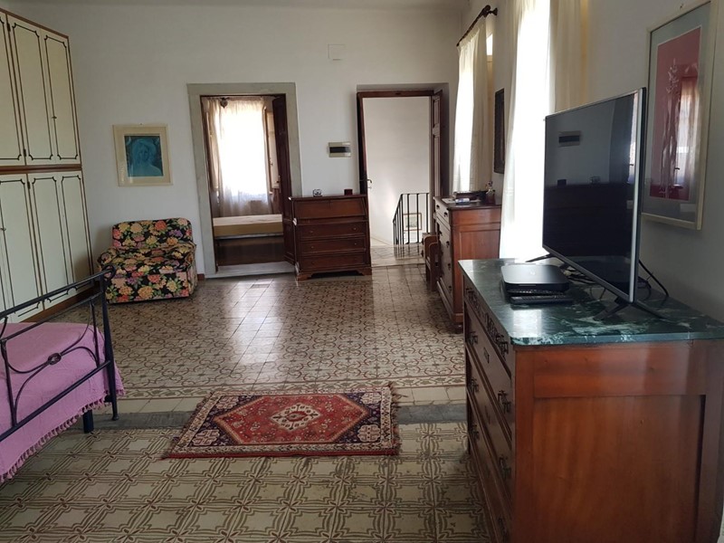 Villetta a schiera in Vendita a Carrara, zona Fossola, 185'000€, 80 m², arredato