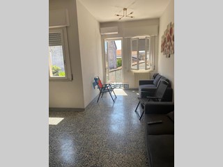 Appartamento in Vendita a Viareggio, 250'000€, 95 m², arredato