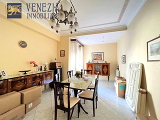 Quadrilocale in Vendita a Sciacca, 130'000€, 130 m²