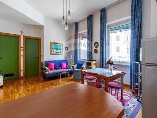 Bilocale in Vendita a Ancona, 74'000€, 53 m²