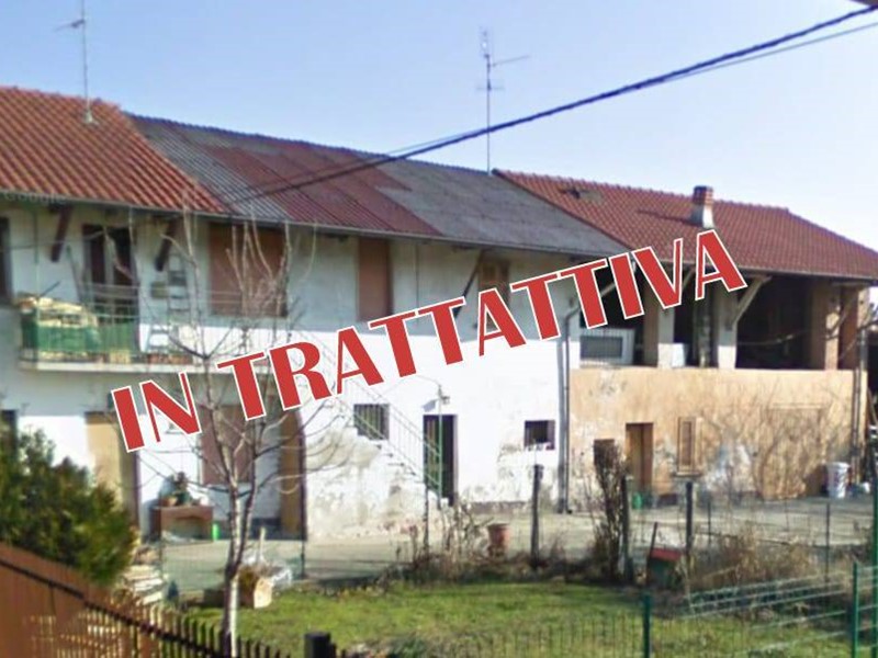 Villa in Vendita a Busnago, 70'000€, 90 m²