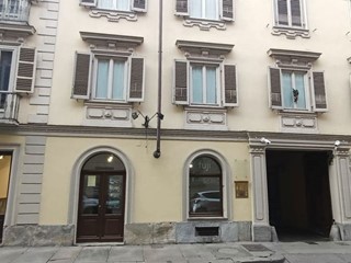 Negozio in Affitto a Torino, 800€, 40 m²