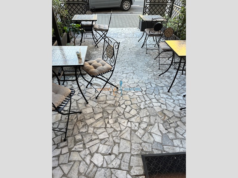 Attività commerciale in Vendita a Massa, 27'000€, 60 m², arredato