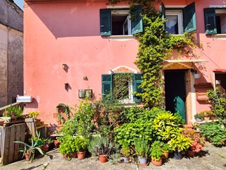 Casa Semi Indipendente in Vendita a Fosdinovo, zona Tendola, 95'000€, 