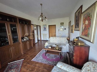 Appartamento in Vendita a Civitella Paganico, zona Civitella Marittima, 110'000€, 109 m², arredato, con Box