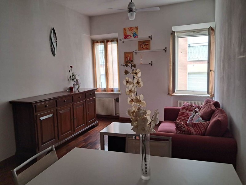 Bilocale in Vendita a Parma, zona Parma Centro, 148'000€, 56 m²