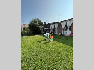 Villa bifamiliare in Vendita a Mantova, 158'000&euro;