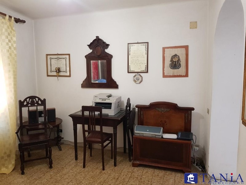 Casa Semi Indipendente in Vendita a Carrara, 175'000€, 105 m²