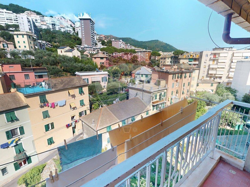 Quadrilocale in Vendita a Genova, 349'000€, 186 m²