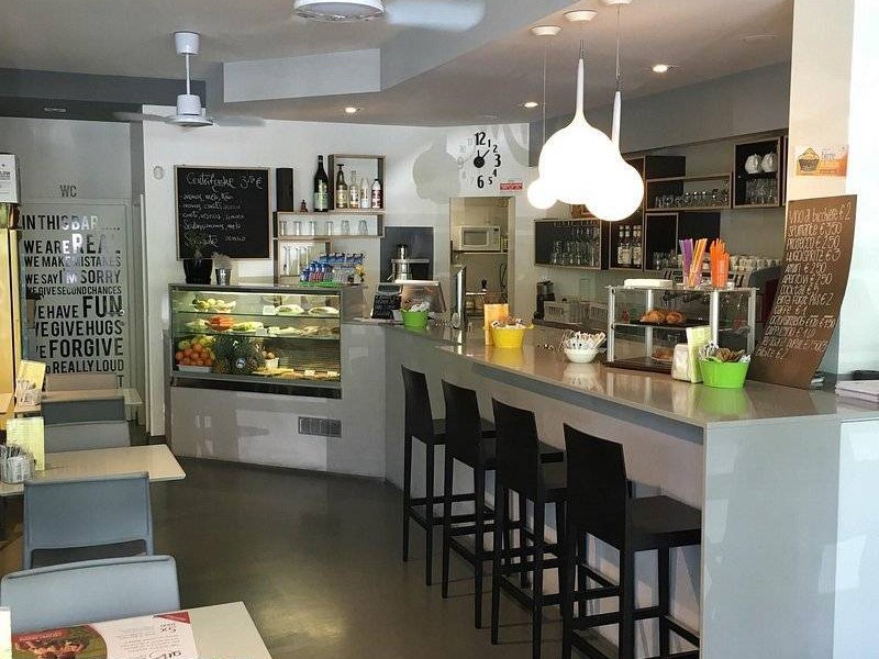 Immobile commerciale in Vendita a Trento, 110'000€, 65 m²