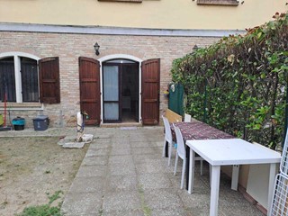 Bilocale in Vendita a Torrile, zona Rivarolo di Torrile, 115'000&euro;, 55 m²