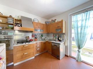 Appartamento in Vendita a Viareggio, 450'000€, 120 m²