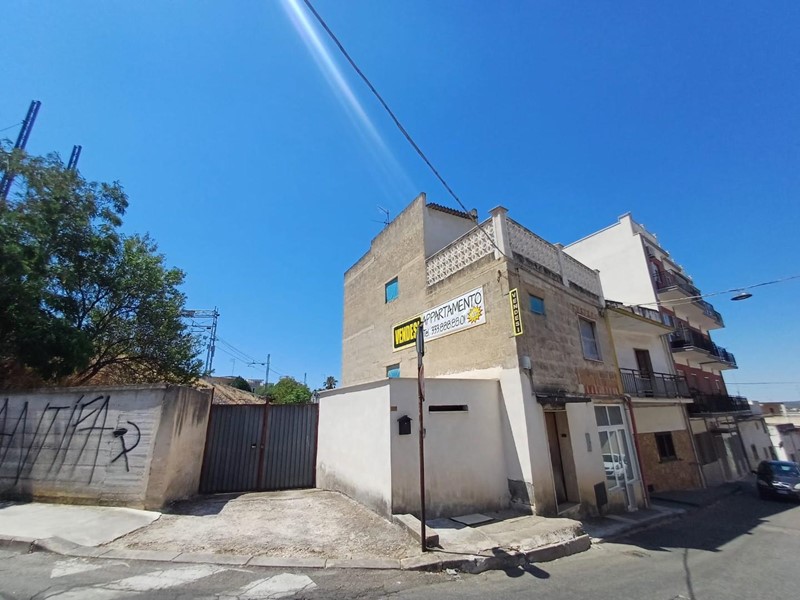 Quadrilocale in Vendita a Crispiano, 67'000€, 125 m²