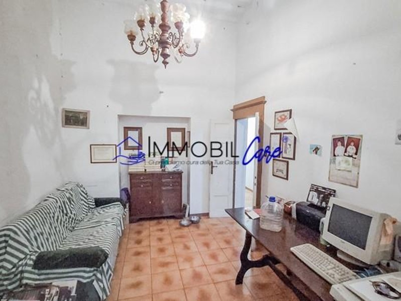 Trilocale in Vendita a Livorno, 70'000€, 65 m²