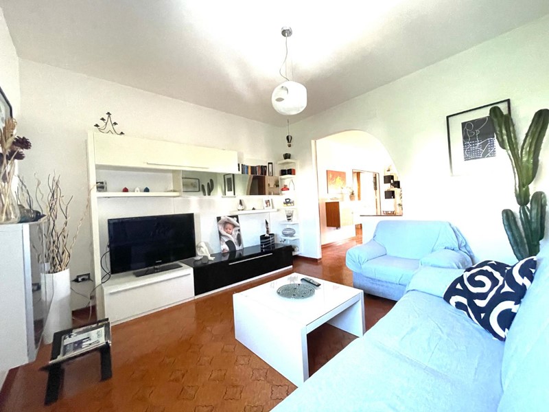 Appartamento in Vendita a Empoli, zona Serravalle, 234'000€, 100 m²