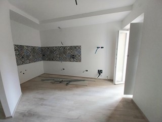 Casa Indipendente in Vendita a Calci, 270'000€, 170 m²
