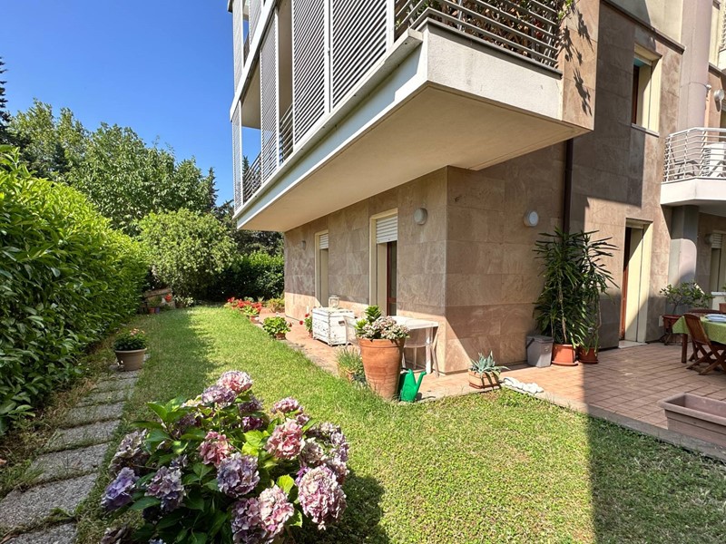 Appartamento in Vendita a Pesaro, 585'000€, 228 m²