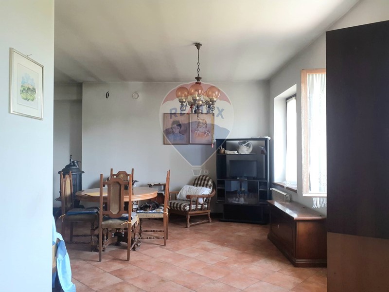 Appartamento in Vendita a Asola, 58'000&euro;, 90 m²