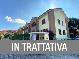 Trilocale in Vendita a Bernareggio, 190'000€, 124 m²