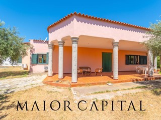 Casa Indipendente in Vendita a Torpè, 250'000€, 187 m²