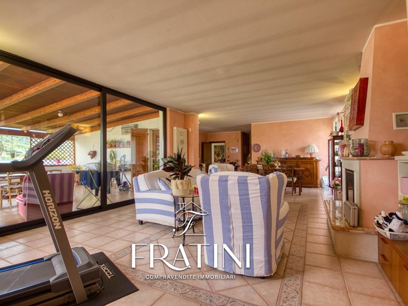 Appartamento in Vendita a Cupra Marittima, 600'000€, 270 m²