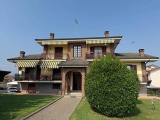 Quadrilocale in Vendita a Beinette, 129'000€, 130 m²