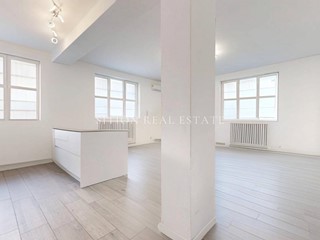 Appartamento in Vendita a Milano, 749'000€, 221 m²