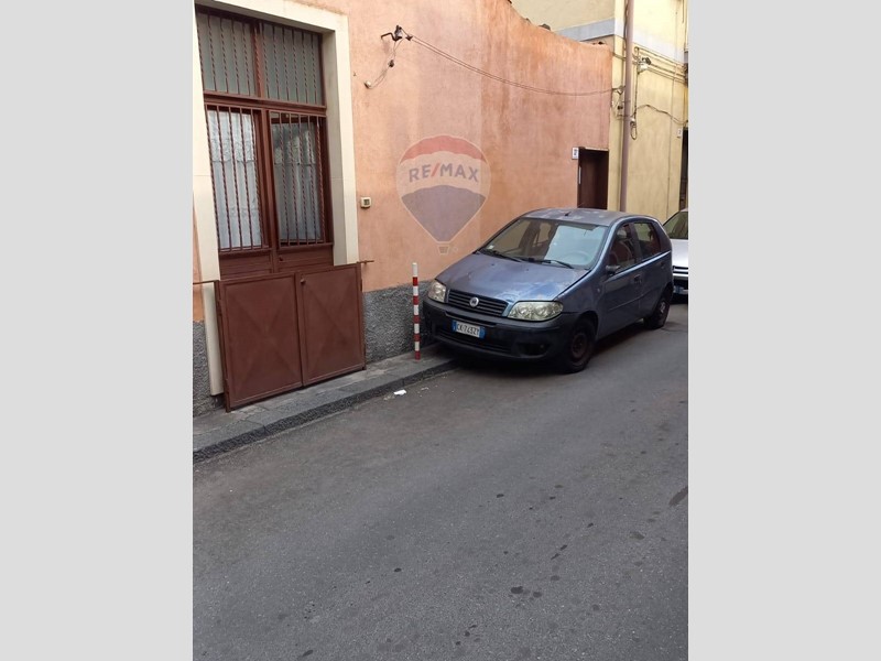 Casa Indipendente in Vendita a Catania, 51'000&euro;, 70 m²