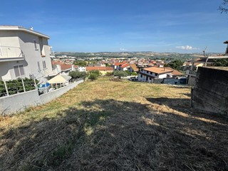 Terreno edificabile in Vendita a San Salvo, 79'000€, 700 m²